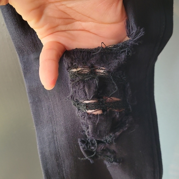 New Express Jeans Women’s Mid Rise Leggings Size 2P- Black Zip Pockets Stretch - Picture 3 of 7